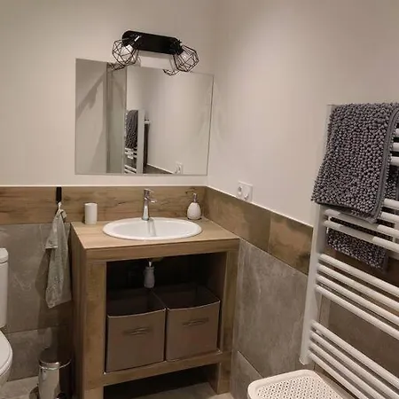 Maisonnette Du Mas Montaren-et-Saint-Médiers