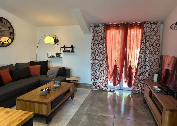 Maisonnette Du Mas Holiday home *