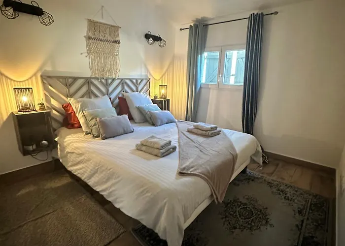 Holiday home Maisonnette Du Mas